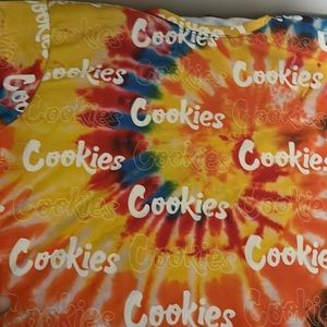 Cookie brand slightly worn